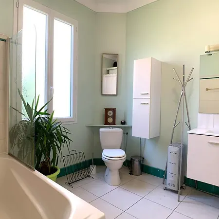 Spacious 120M Air-Conditioned 3-Bedroom Apartment With Garage Apartment